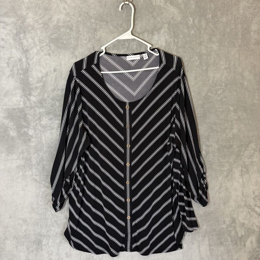 Susan Graver Women 2X  Top Plus Black White Diagonal Stripe Tunic Liquid Knit